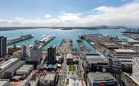 Auckland Harbour Apartments